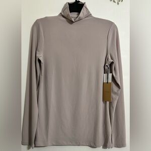 Halogen Women's Taupe Long Sleeve Top